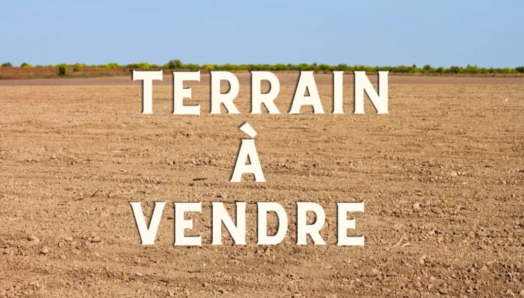 Terrain a vendre de 2 400 m² a Al Maaden, Marrakech , En front de golf