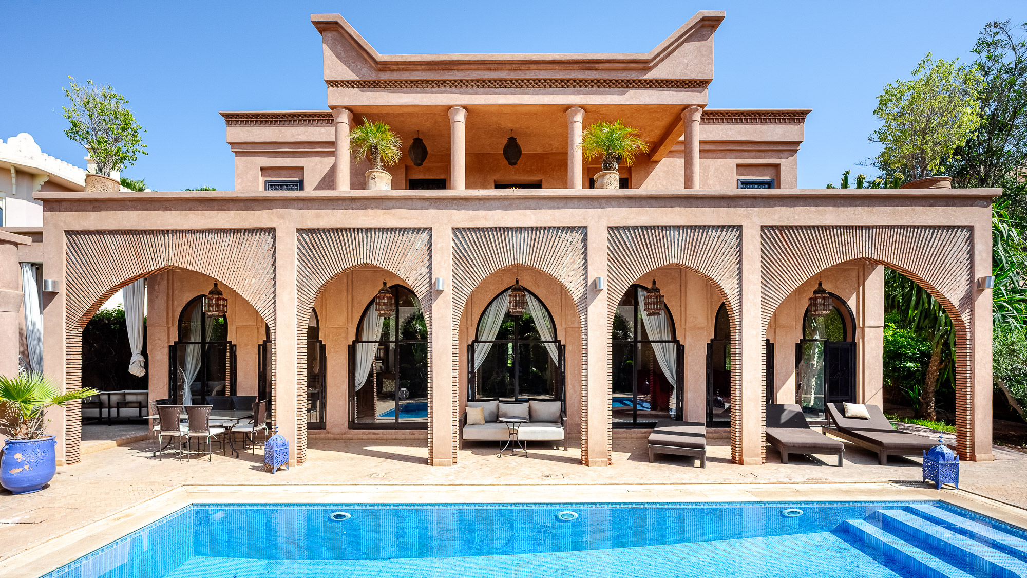 Villa d'exception avec golf et piscine à débordement à Amelkis